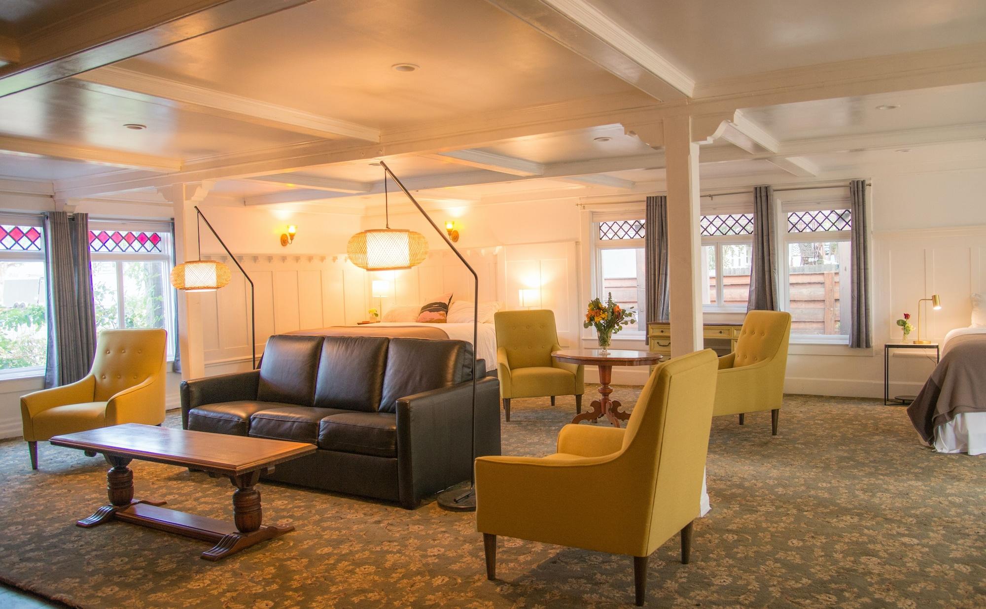 Cedar Gables 4* Napa