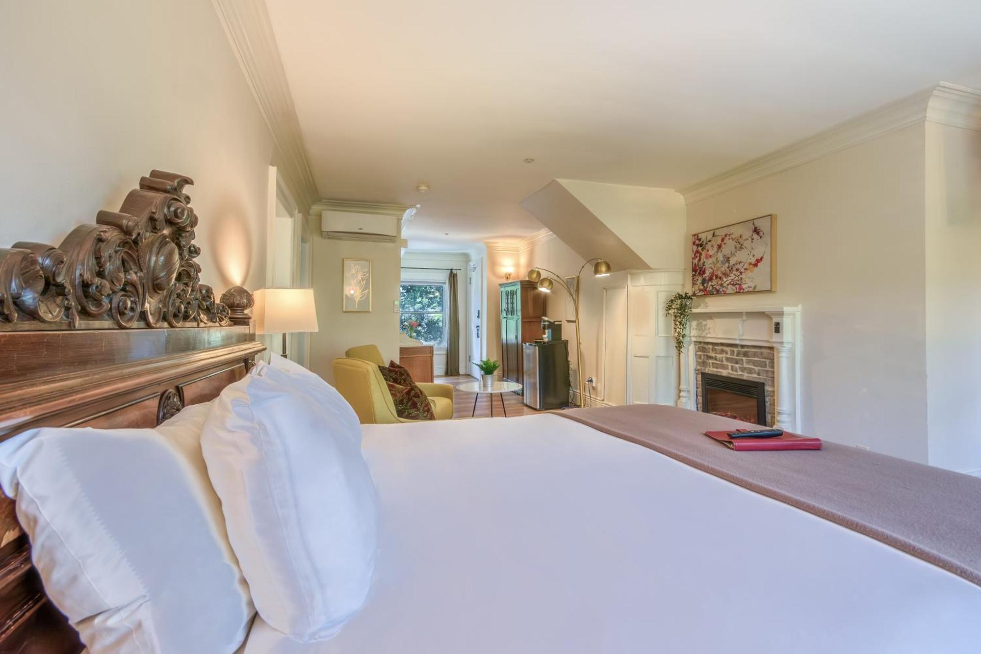 Cedar Gables 4*